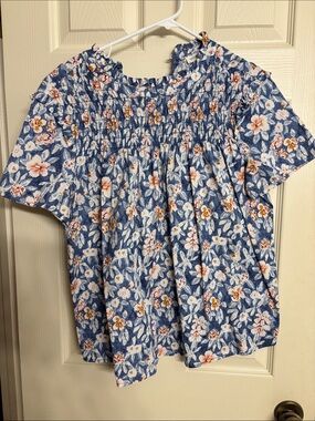 Floral Short-Sleeve Blouse - Blue